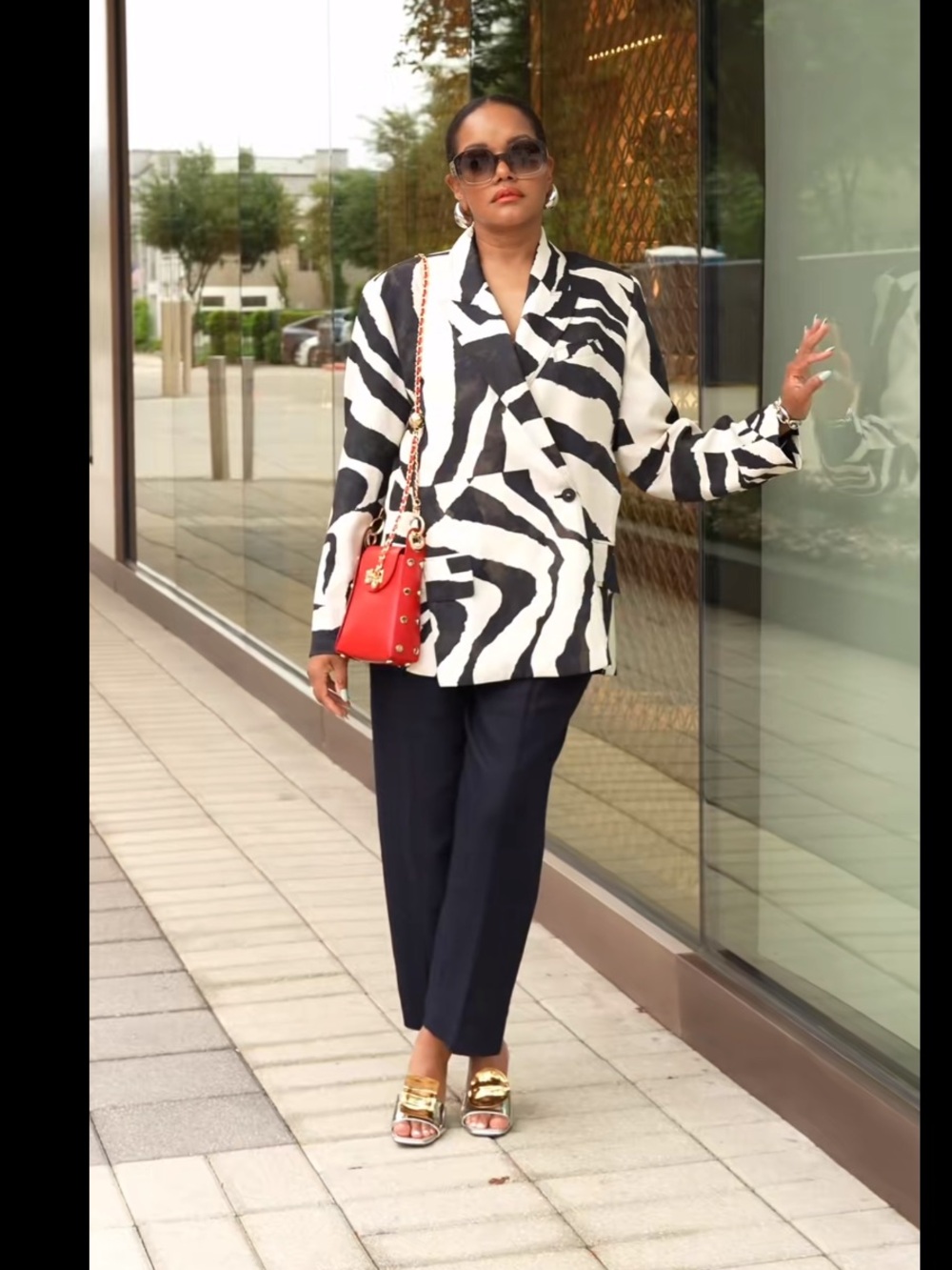 Zara Black and White Zebra-Print Blazer - Picture 3 of 9